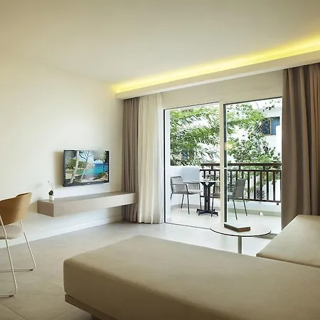 Hébergement de vacances Inturotel Esmeralda